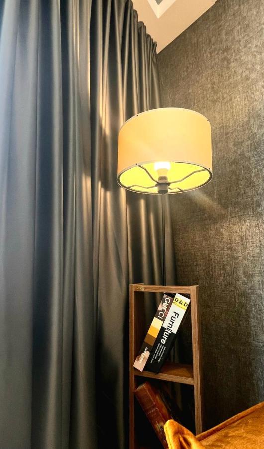 Alfred Sky Smart Apartment 29Th Spa Included Skopje Bagian luar foto