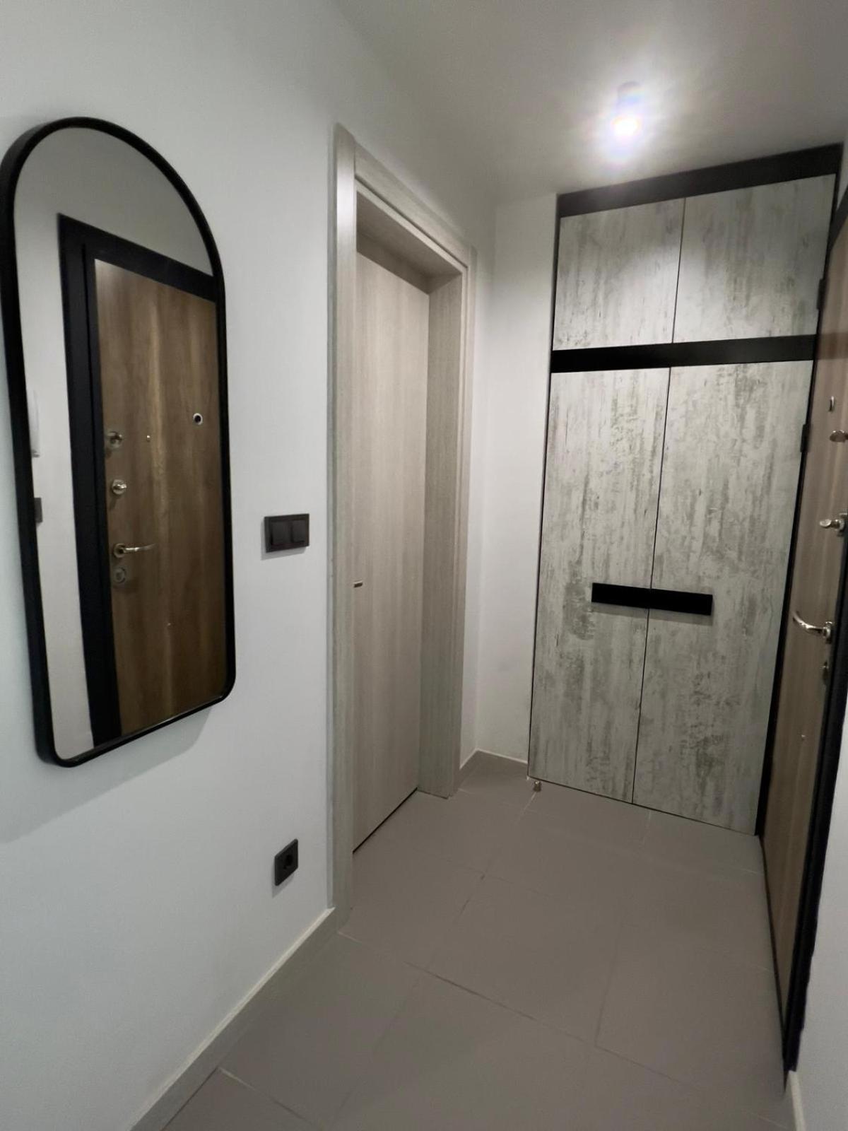 Alfred Sky Smart Apartment 29Th Spa Included Skopje Bagian luar foto