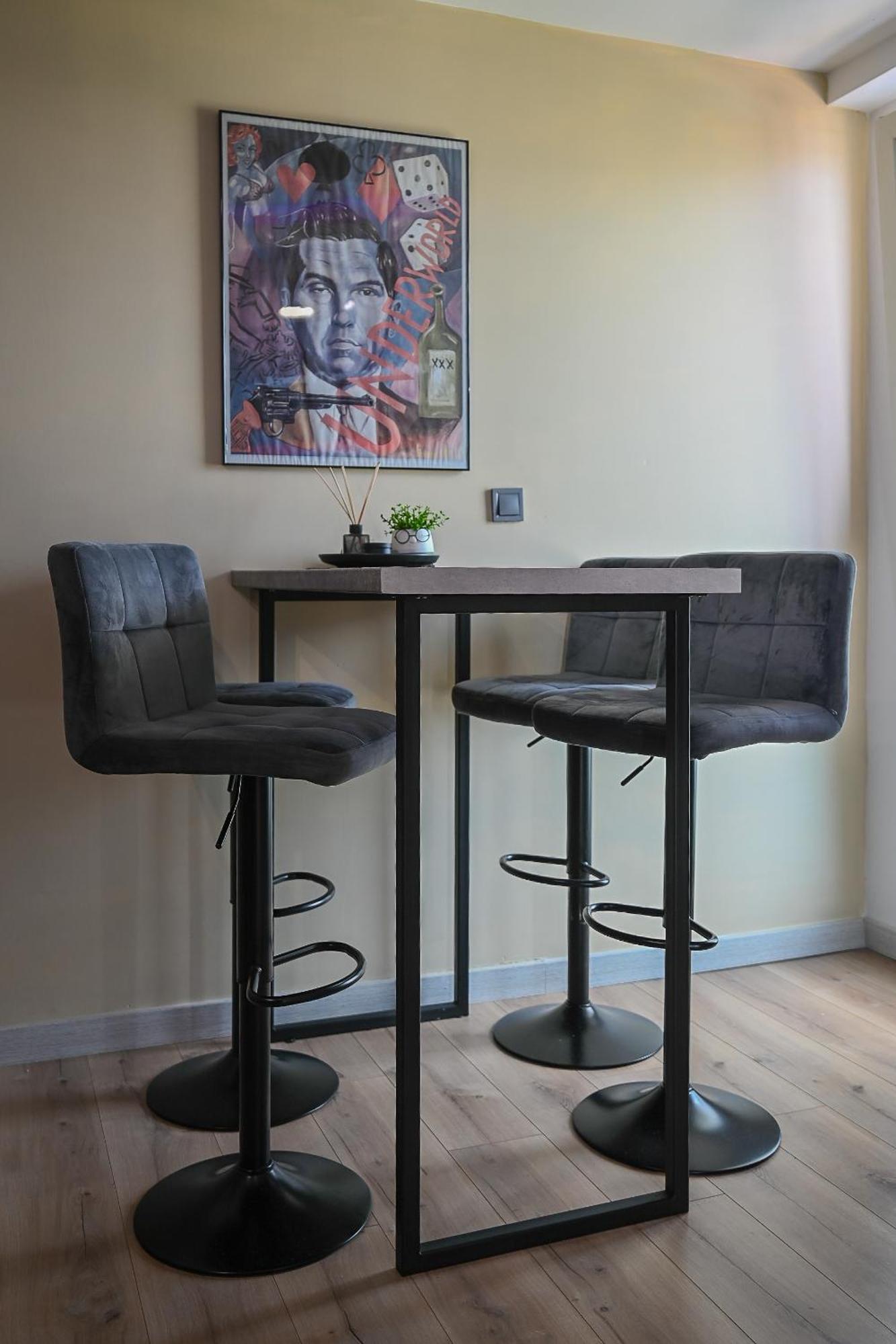 Alfred Sky Smart Apartment 29Th Spa Included Skopje Bagian luar foto