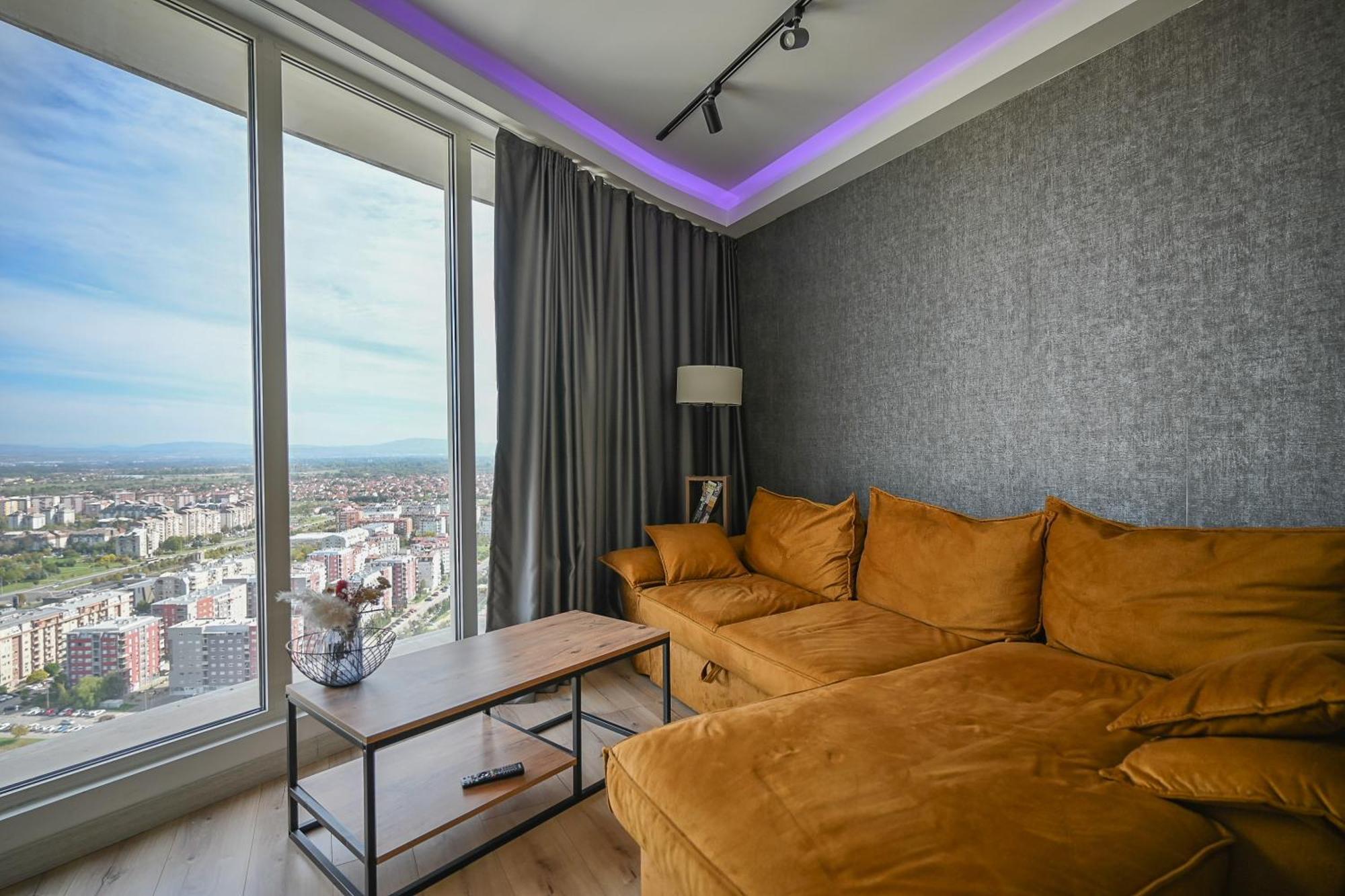 Alfred Sky Smart Apartment 29Th Spa Included Skopje Bagian luar foto
